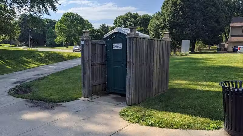 Knolls Park - West Des Moines, IA