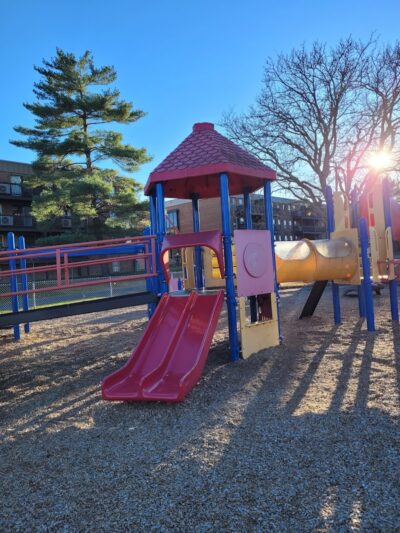 Kennedy Memorial Park Pool - West Hartford, CT