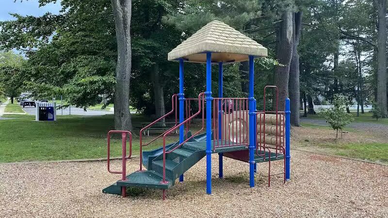 Vanderbilt Park - West Hartford, CT