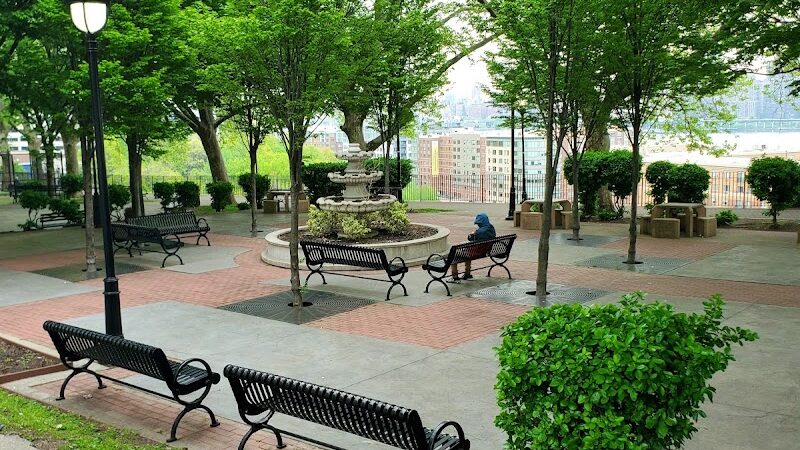 West New York Dog Park - West New York, NJ