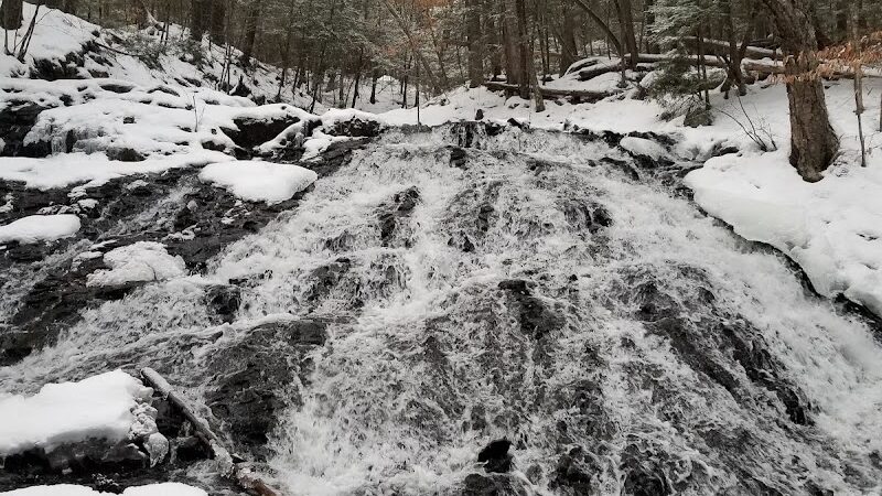 Bear Hole Reservoir Parking - West Springfield, MA