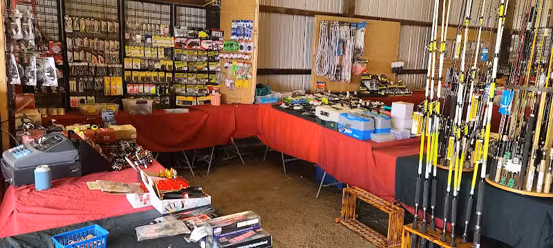 What Cheer Flea Market - What Cheer, IA