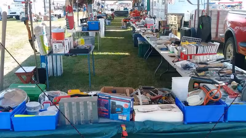 What Cheer Flea Market - What Cheer, IA
