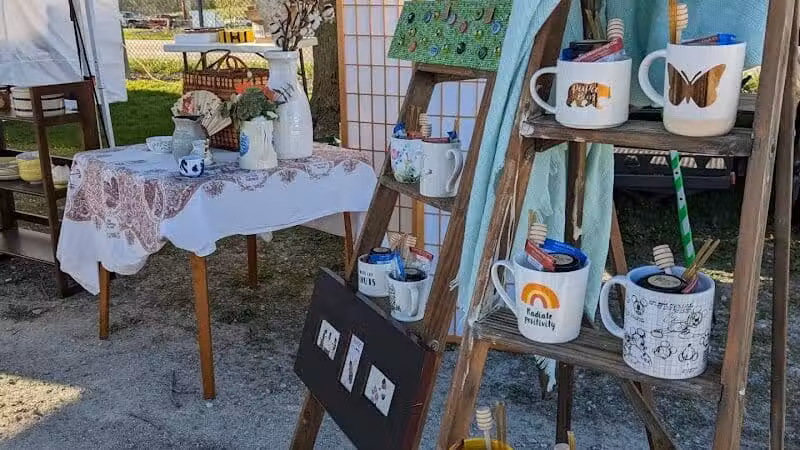 What Cheer Flea Market - What Cheer, IA