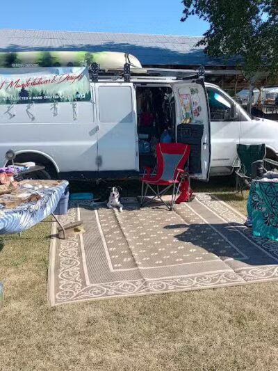 What Cheer Flea Market - What Cheer, IA