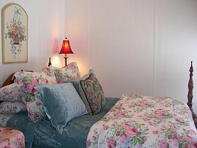 Oak Park Inn - Whitehall, WI