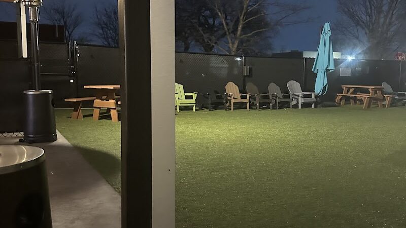 Barks & Brews - Wichita, KS