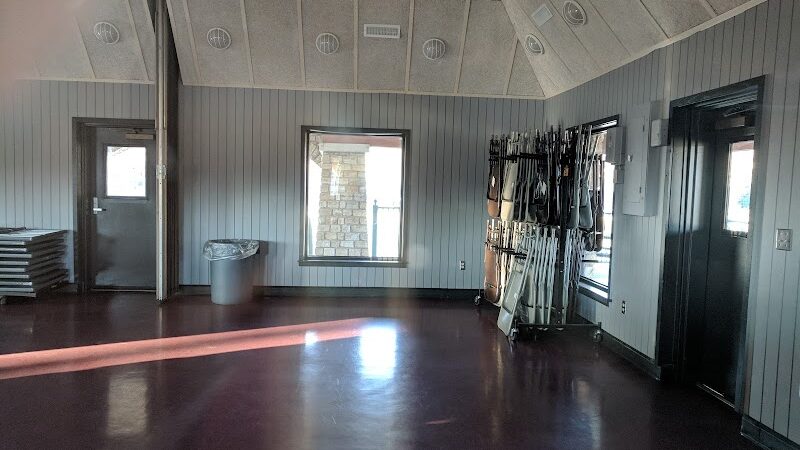 Park Villa - North Riverside park - Wichita, KS