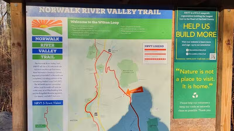 Norwalk River Valley Trail - North Parking - Wilton, CT