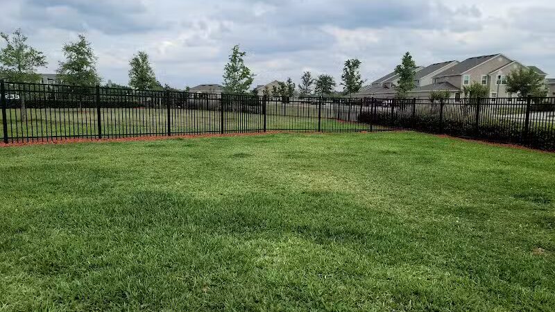 Vineyard Square Bark Park - Windermere, FL