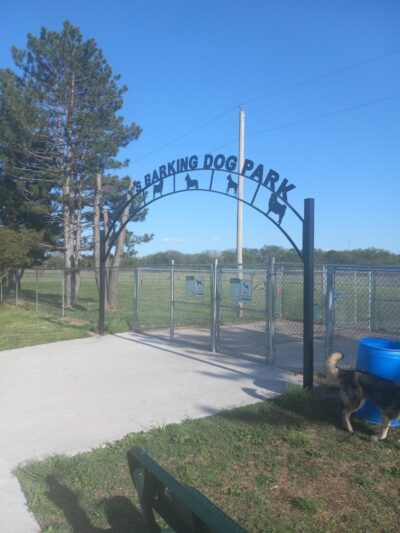 Bailey's Barking Dog Park - Winfield, KS