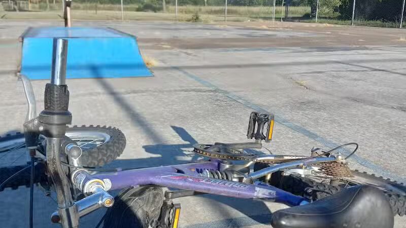 Bailey's Barking Dog Park - Winfield, KS