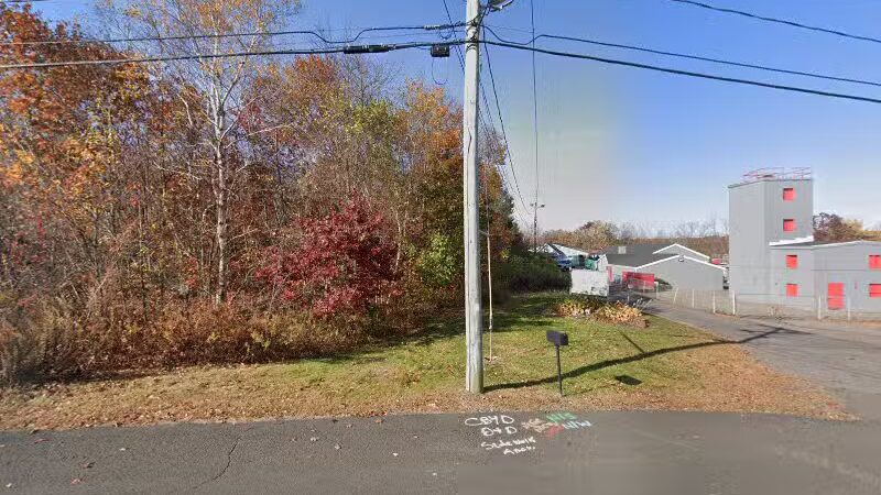 Wolcott Dog Pound - Wolcott, CT