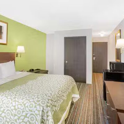 Days Inn by Wyndham York - York, NE