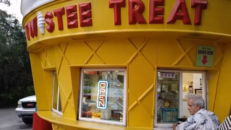 Dave's Treats (Twistee Treat) - Zephyrhills, FL