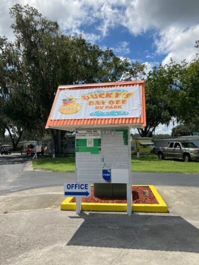 Ducky's Day Off RV Park - Zephyrhills, FL