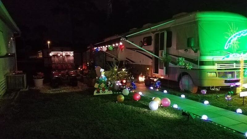 Palm View Gardens RV Resort - Zephyrhills, FL