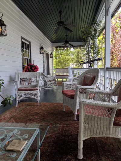 Black Dog Inn - Abingdon, VA