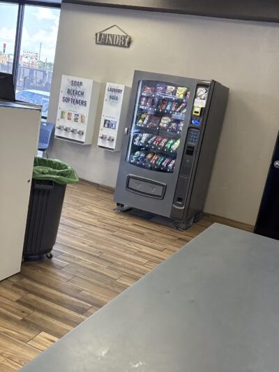 Clean Jeans Laundromat - Azle, TX