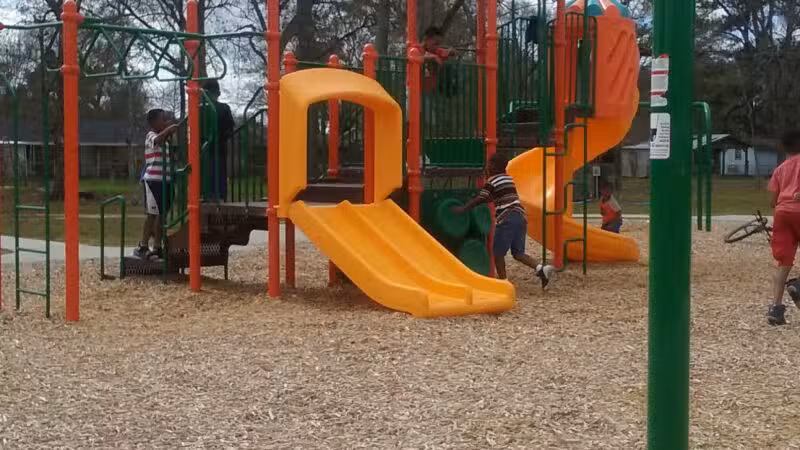 Tams Drive Park - Baton Rouge, LA
