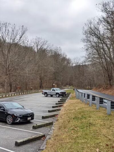 Bentley Rd Parking for NCR trail - Bentley Springs, MD