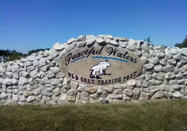 Peaceful Waters Campground - Bloomingdale, IN