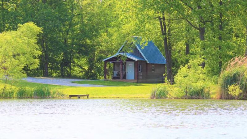 Peaceful Waters Campground - Bloomingdale, IN
