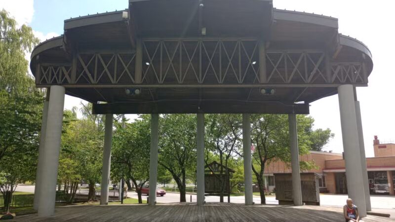 Cumberland Square Park - Bristol, VA