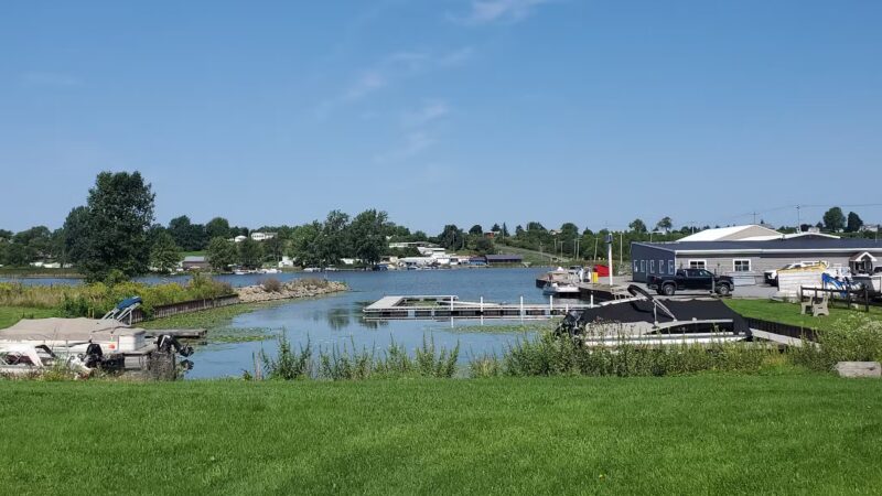 Mud bay rv park and motel - Cape Vincent, NY