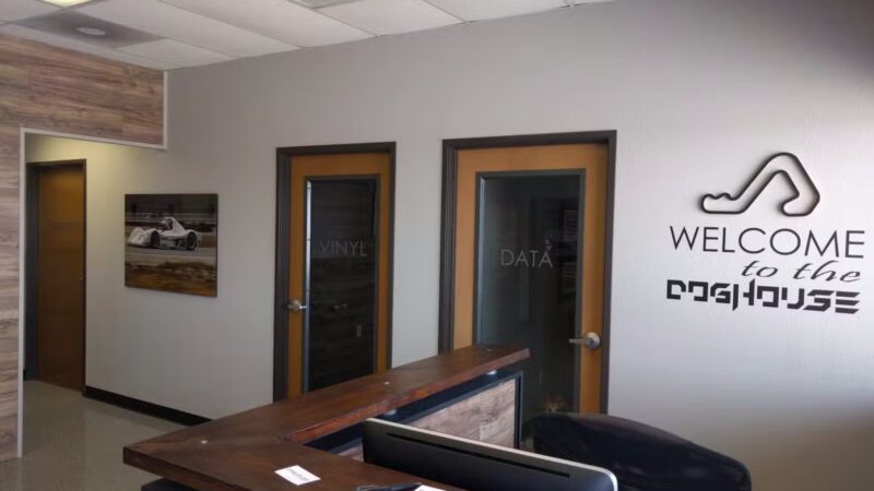 Doghouse Performance - Cresson, TX