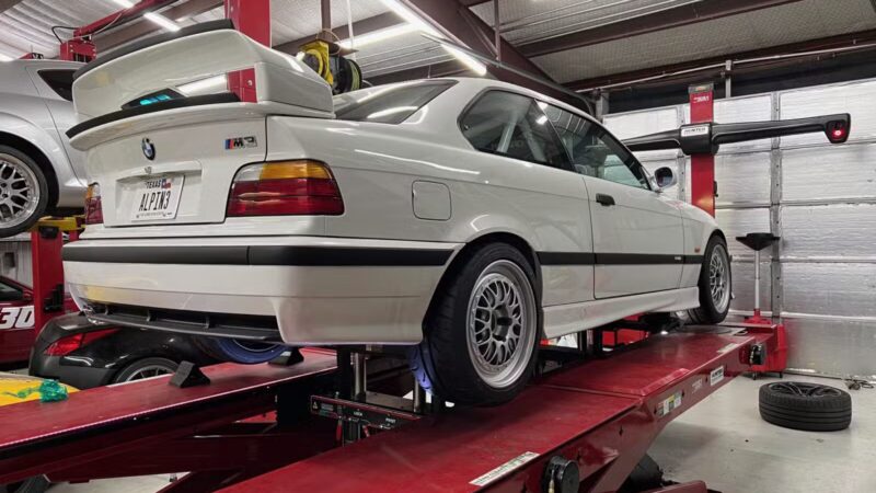 Doghouse Performance - Cresson, TX