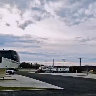 Trinity RV Park - Cresson, TX