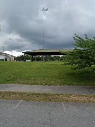 Field House Davidsonville Park - Davidsonville, MD