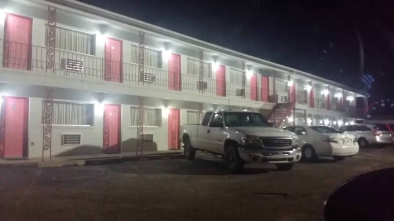 Relax Inn - Edwards, MS