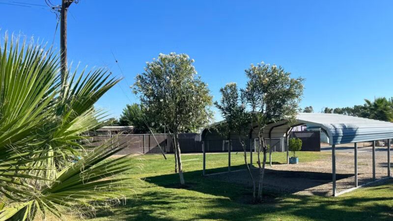 El Nido Mobile Home Park - El Nido, CA