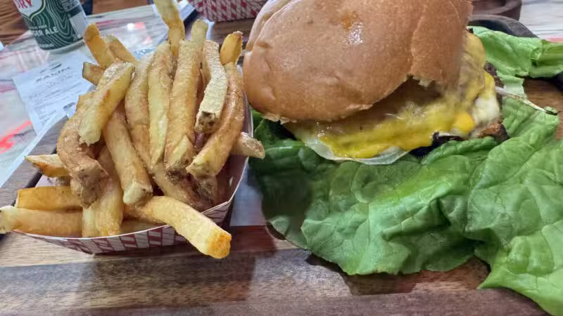 Zalim Hot Chicken & Burgers - Englewood, NJ