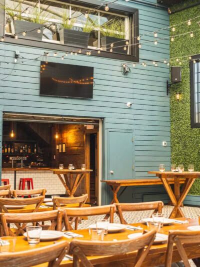 Croxley's Farmingdale - Farmingdale, NY