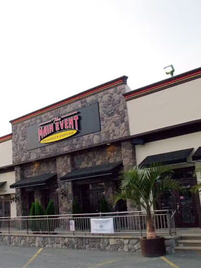 The Main Event - Farmingdale, NY