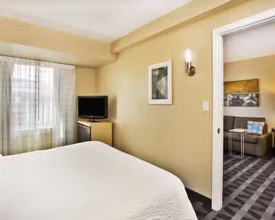TownePlace Suites Republic Airport Long Island/Farmingdale - Farmingdale, NY