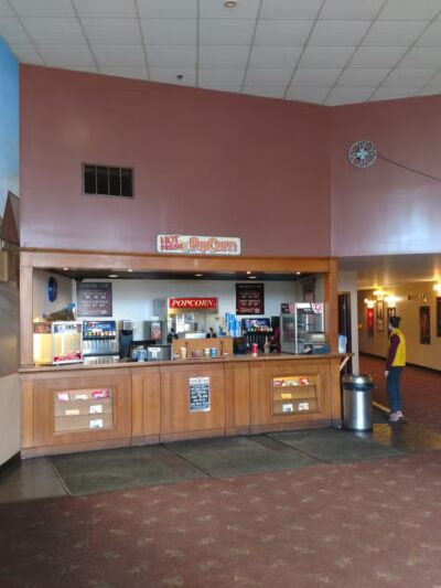 Narrow Gauge Cinemas - Farmington, ME