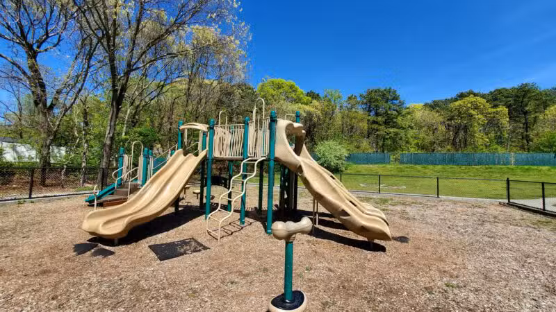 Greentree Park - Farmingville, NY