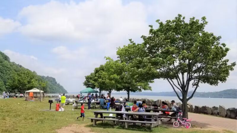 Ross Dock Picnic Area - Fort Lee, NJ