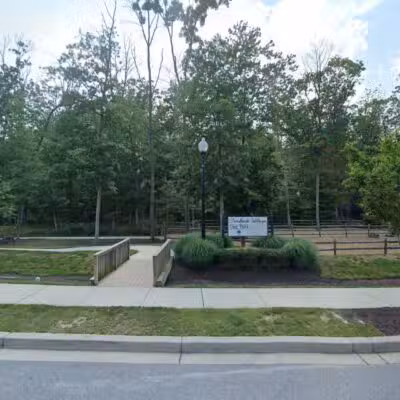 Creekside Village Dog Park - Glen Burnie, MD