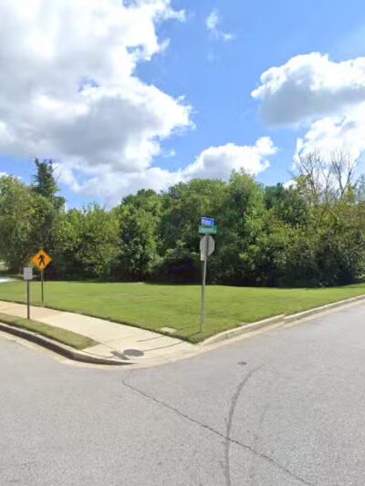 Village Square Dog Park (residents only) - Glen Burnie, MD