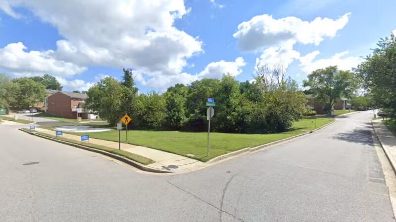 Village Square Dog Park (residents only) - Glen Burnie, MD