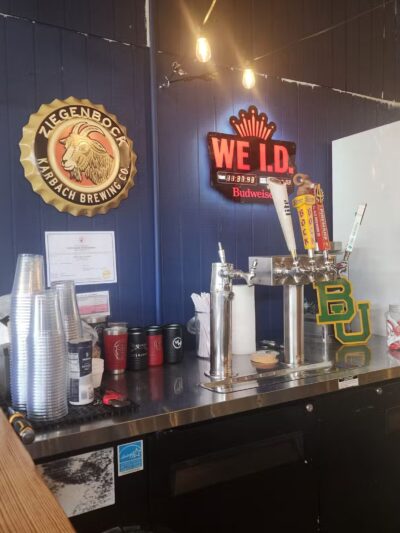 3B Beers, Brats, and Burgers - Glen Rose, TX