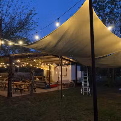 3B Beers, Brats, and Burgers - Glen Rose, TX