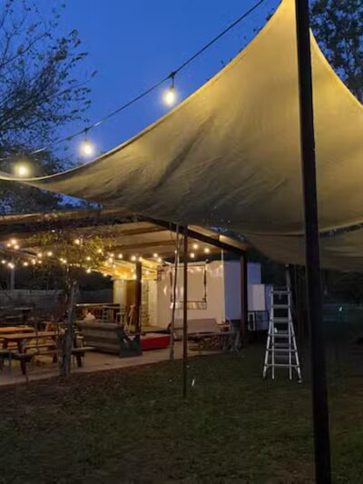 3B Beers, Brats, and Burgers - Glen Rose, TX