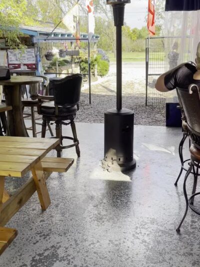 3B Beers, Brats, and Burgers - Glen Rose, TX