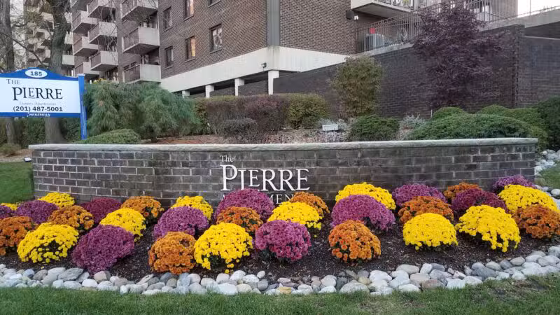 The Pierre Apartments - Hackensack, NJ